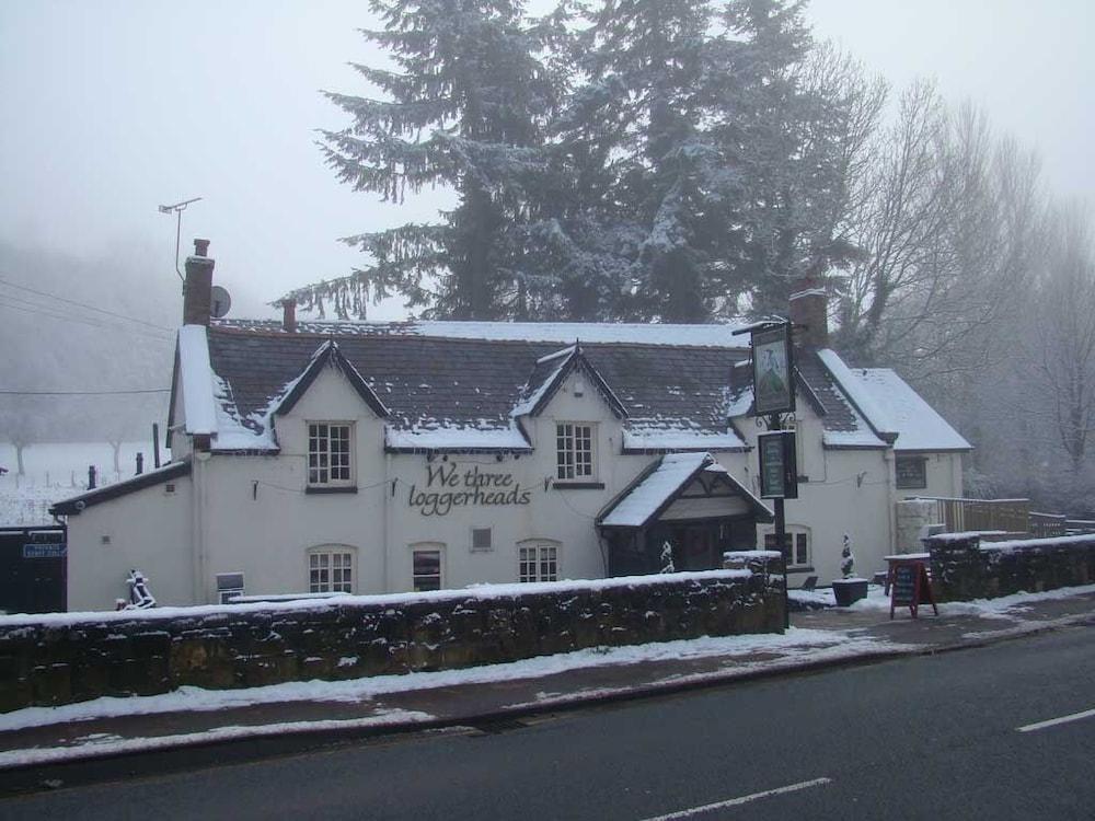 Hotel We Three Loggerheads à Gwernymynydd Extérieur photo